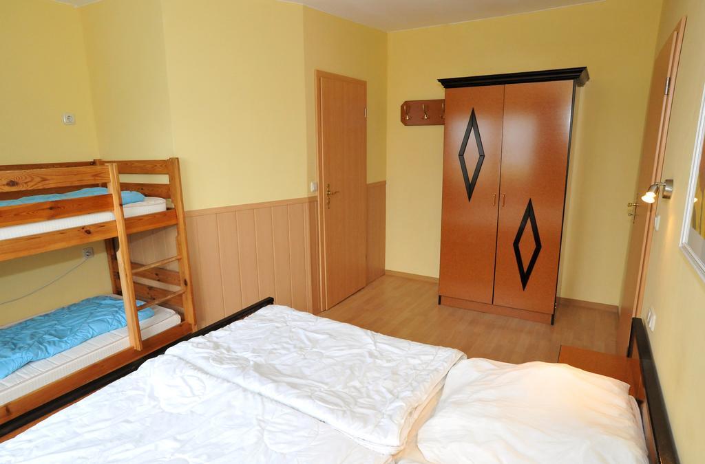 درانسكي Nohotel Hostel الغرفة الصورة
